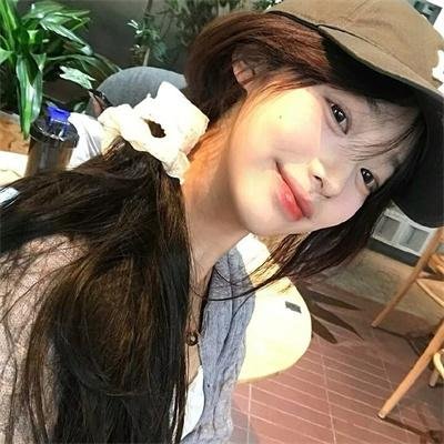 绿帽子封面